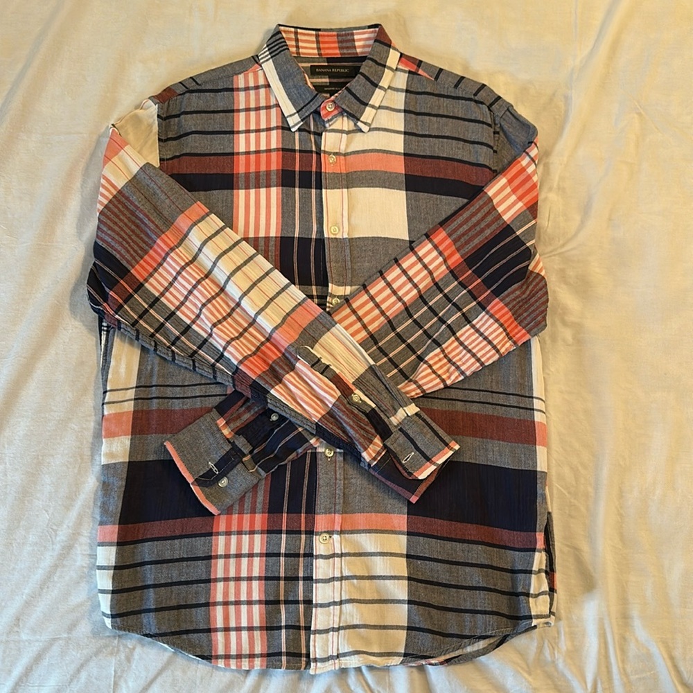 Banana Republic Casual Button Down Shirt